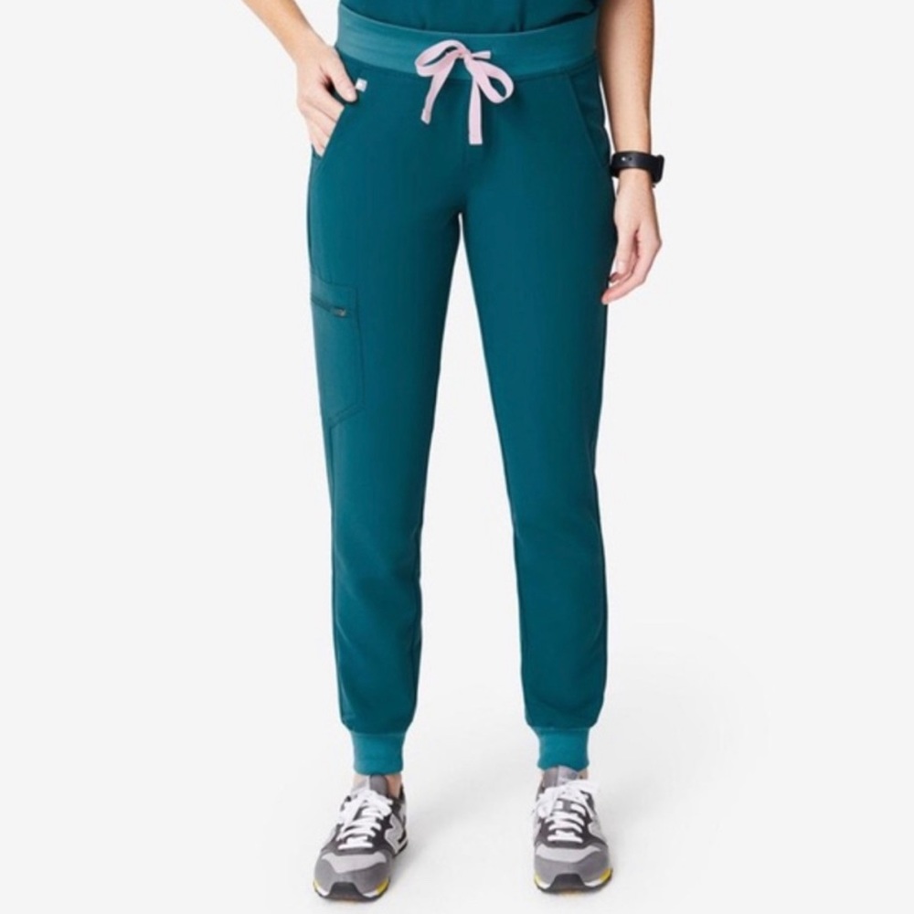 Figs scrub pants Zamora joggers size small tall